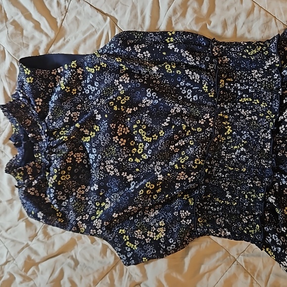 Dress - Picture 4 of 4